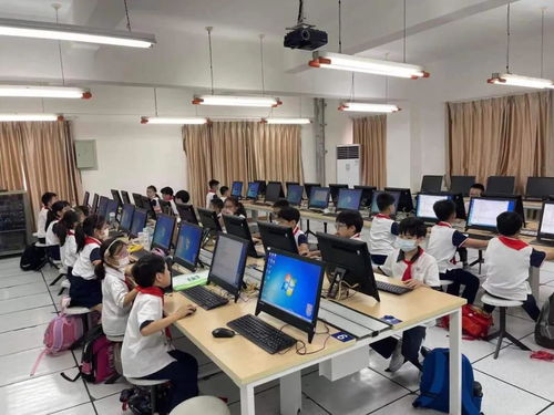 科技校園行 上海‘雙減’政策下，Python編程融入新黃浦實驗學校課后服務